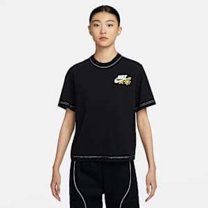 Nike Sportswear Women’s Boxy T-Shirt XL Nike Sportswear Essential Women's Boxy T-Shirt. Nike ID